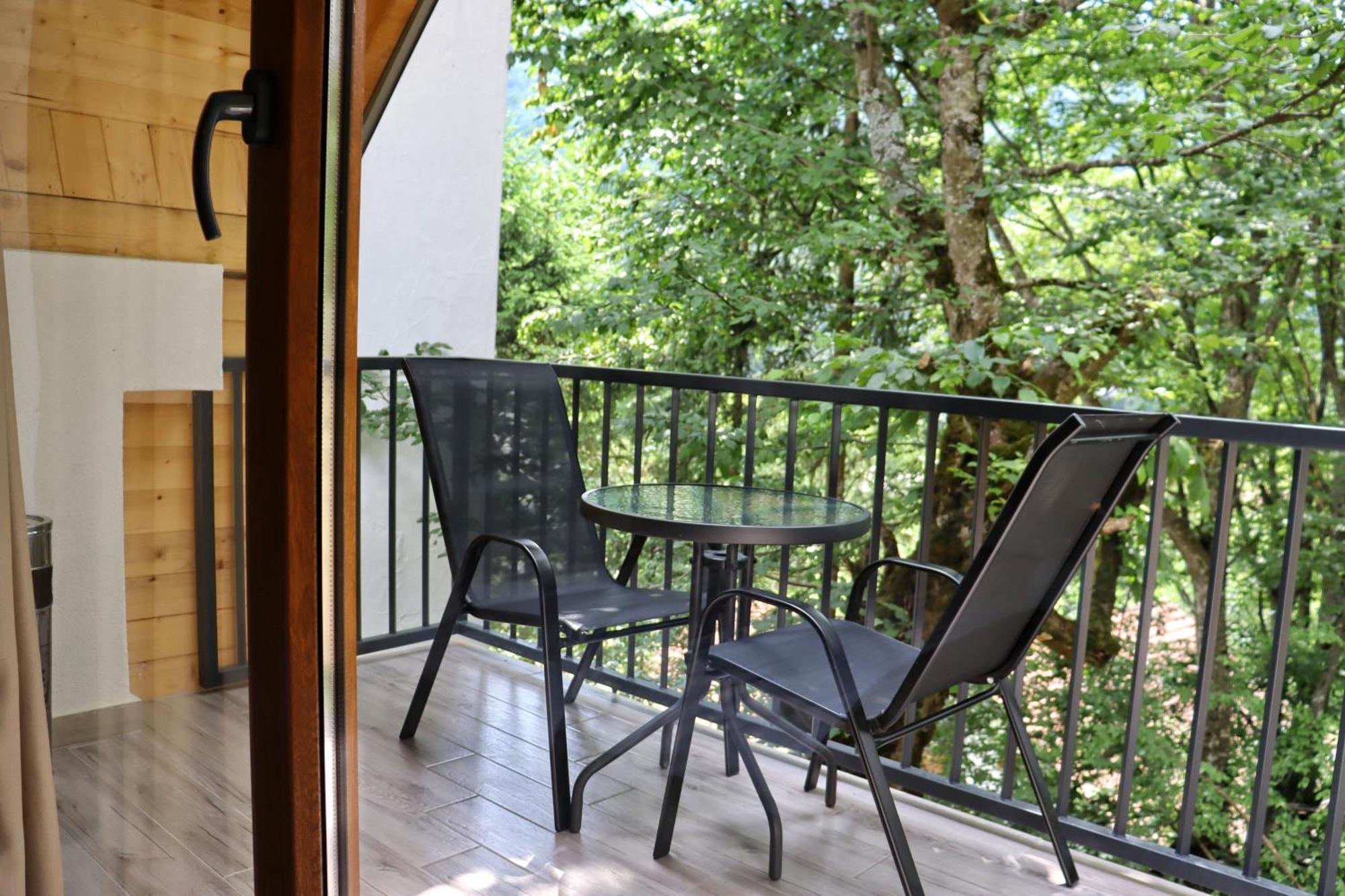 Chalet Kujta Peje Bagian luar foto